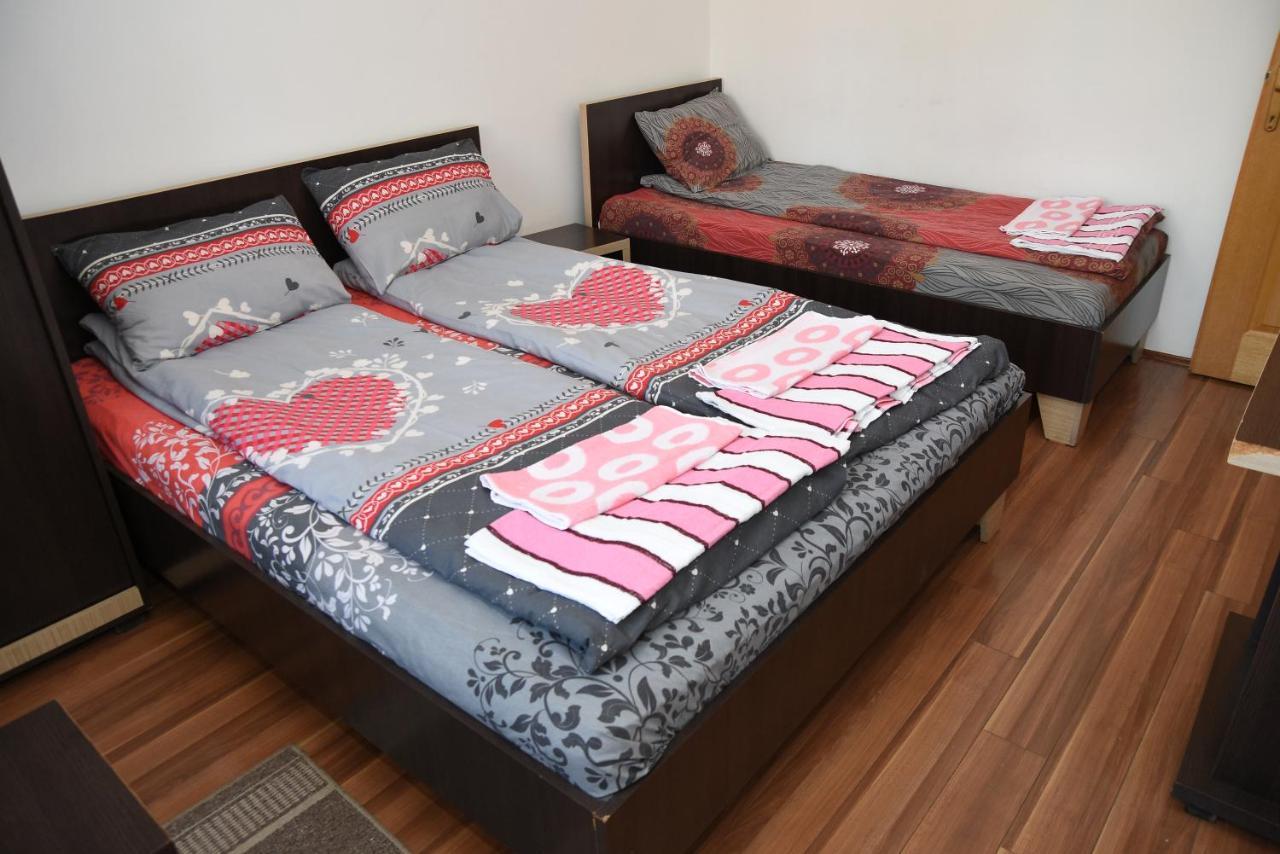 Bed and Breakfast Mm Narcis Власина-Рид Экстерьер фото
