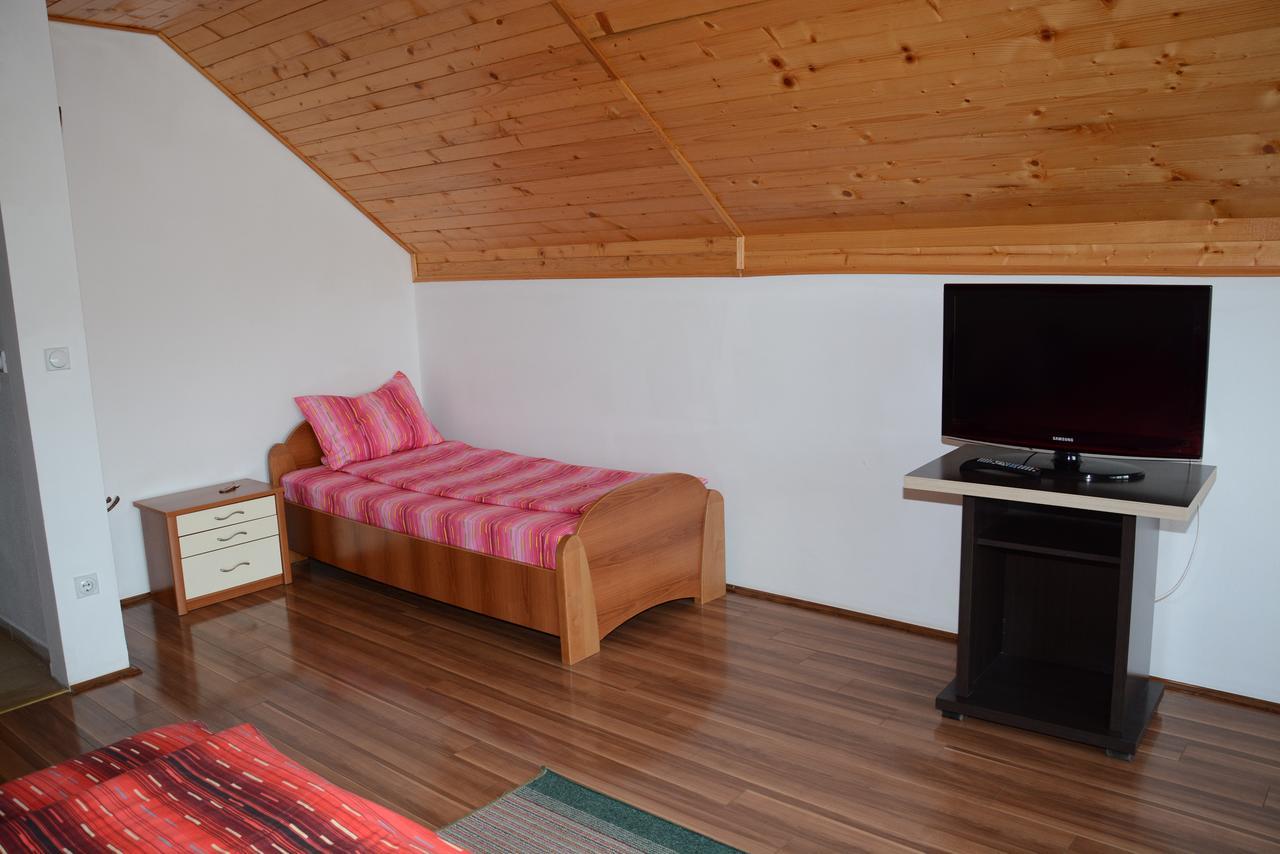 Bed and Breakfast Mm Narcis Власина-Рид Экстерьер фото