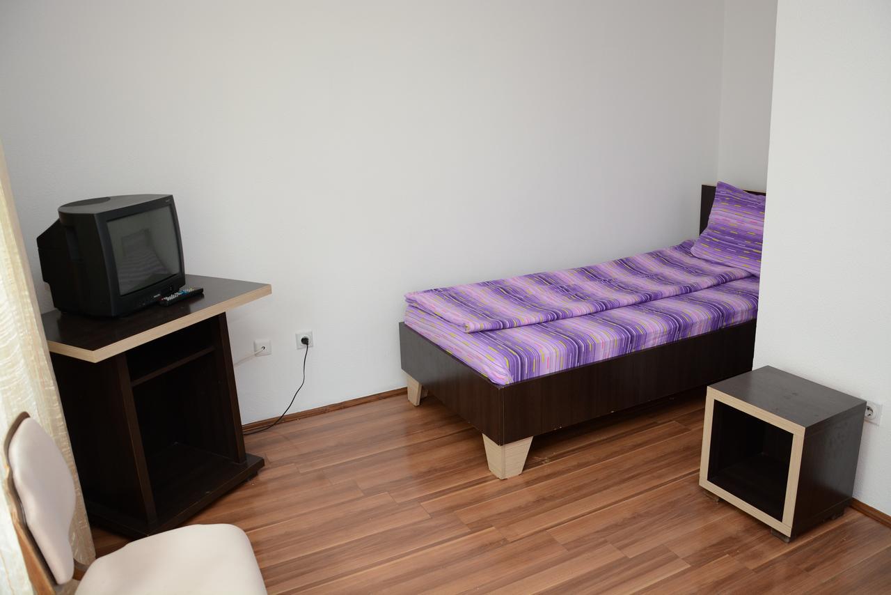Bed and Breakfast Mm Narcis Власина-Рид Экстерьер фото