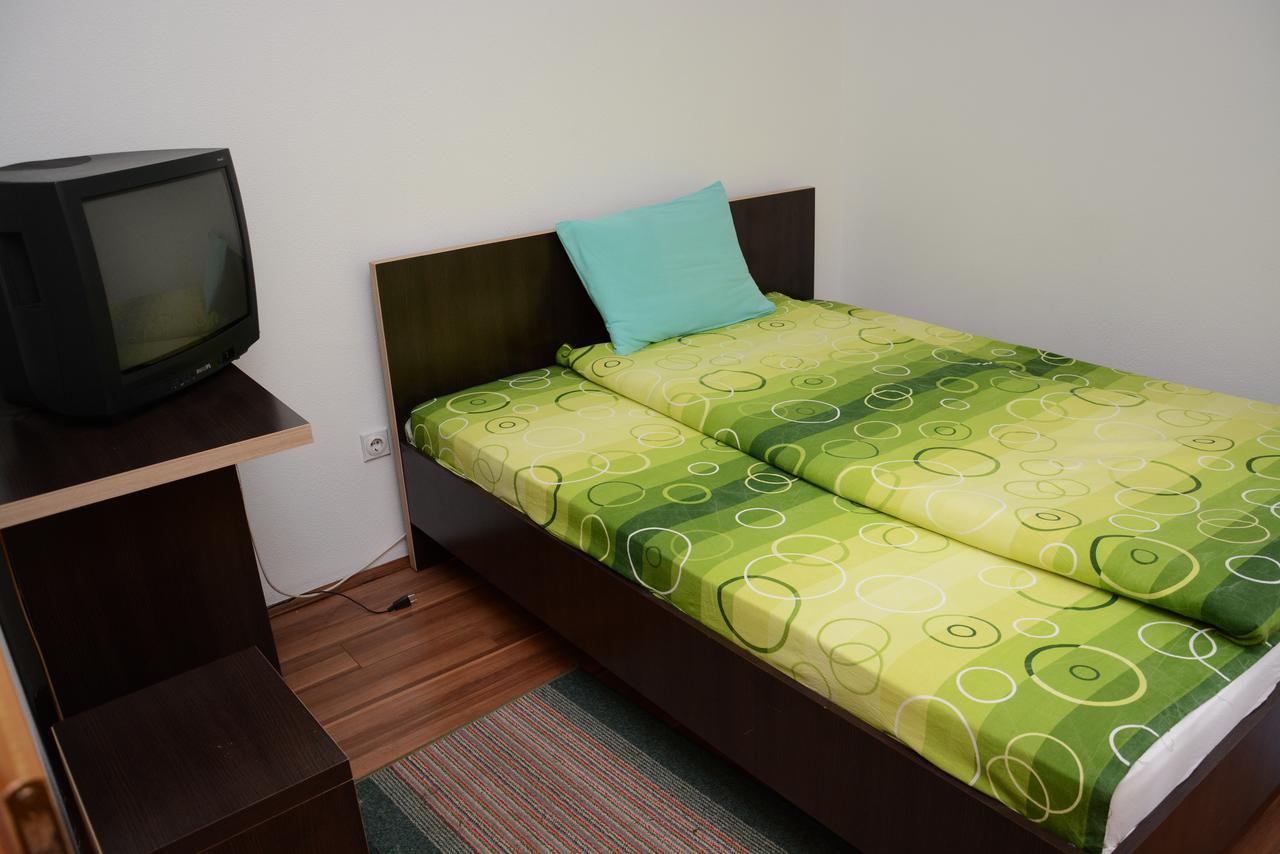 Bed and Breakfast Mm Narcis Власина-Рид Экстерьер фото