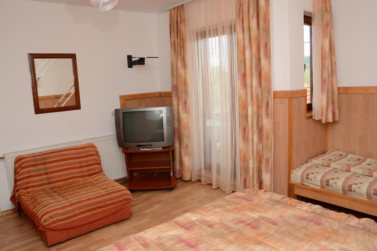 Bed and Breakfast Mm Narcis Власина-Рид Экстерьер фото