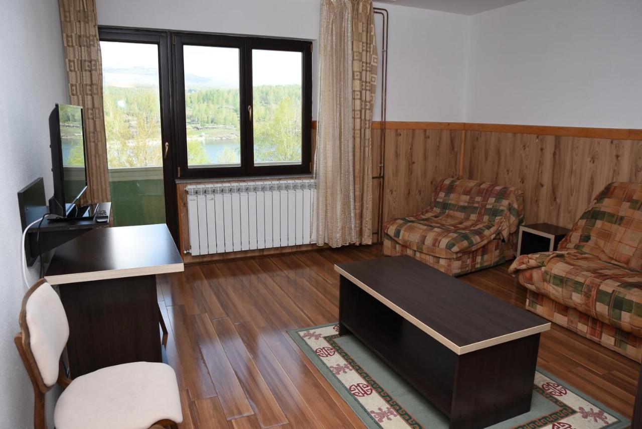 Bed and Breakfast Mm Narcis Власина-Рид Экстерьер фото
